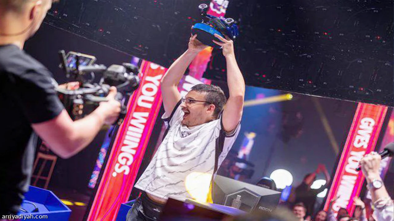 «روك» الأول في بطولة «Red Bull Faster»